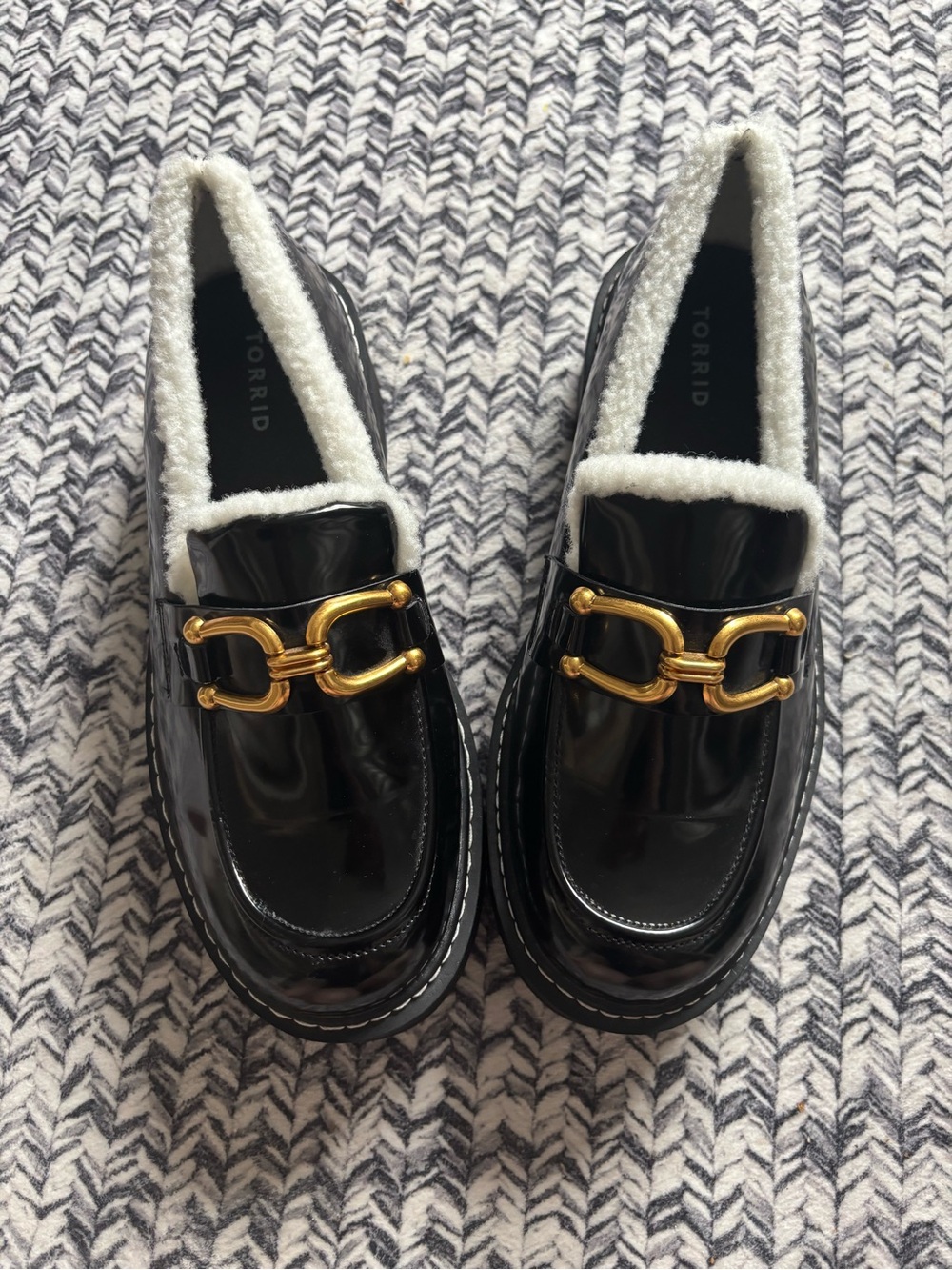 New torrid Black Patent Chunky Glossy Fur Lined Loafers size 11.5 Wide